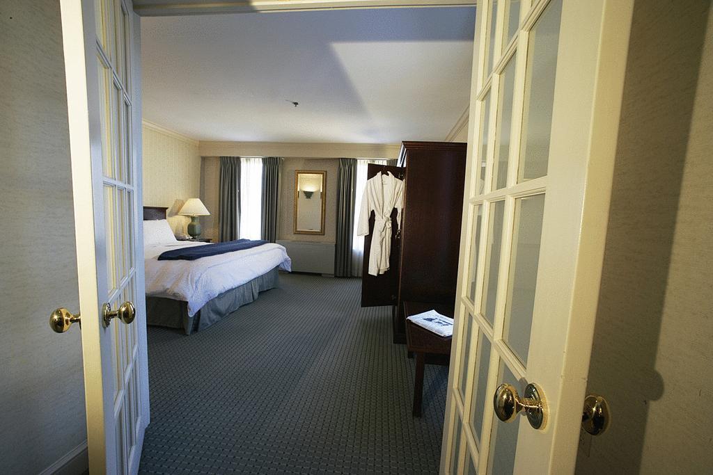 Hotel Monticello 3*